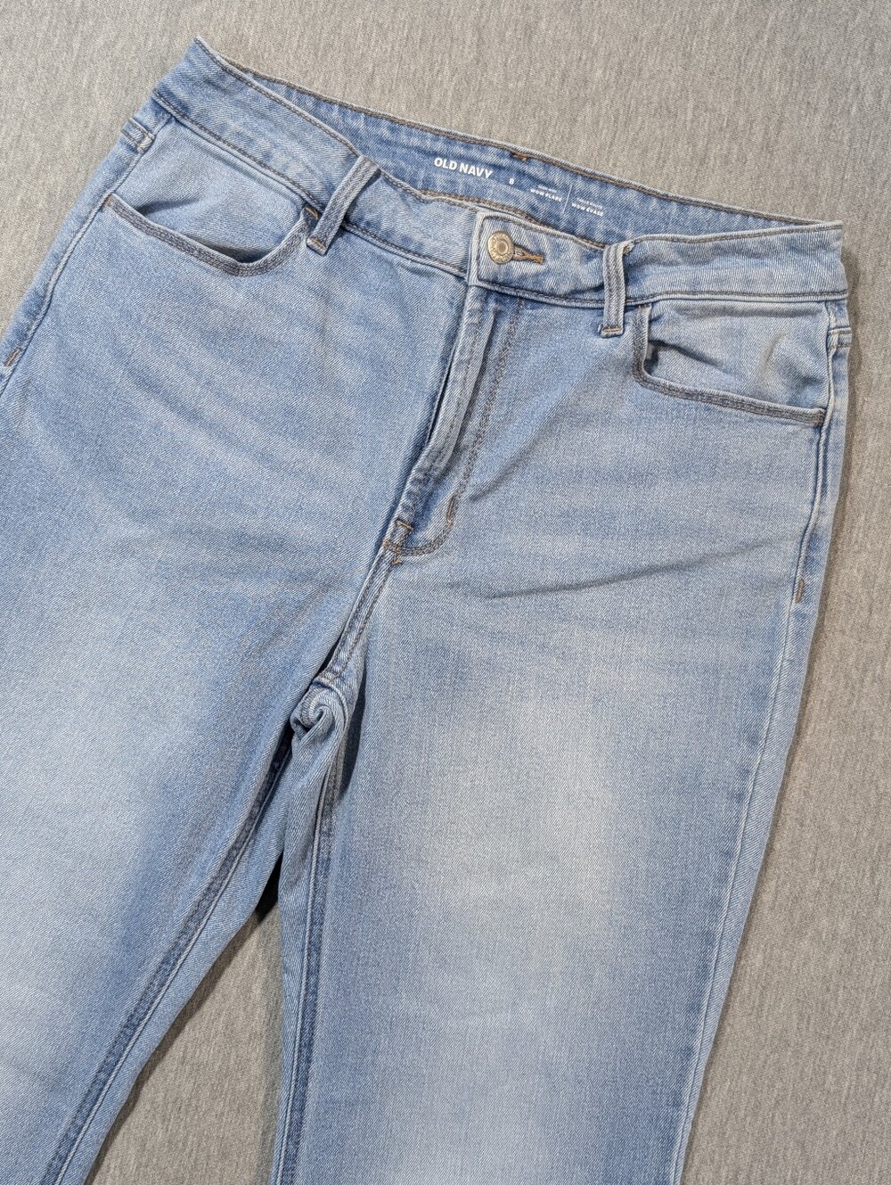 Old Navy High Rise Wow Flare Jeans Women's 8 Light Wash Blue